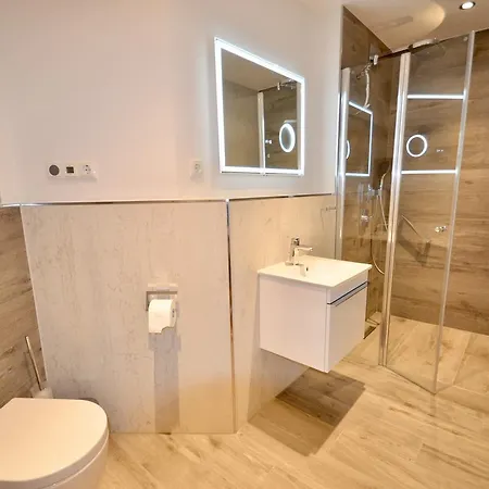 Apartment Strandblick 11 *